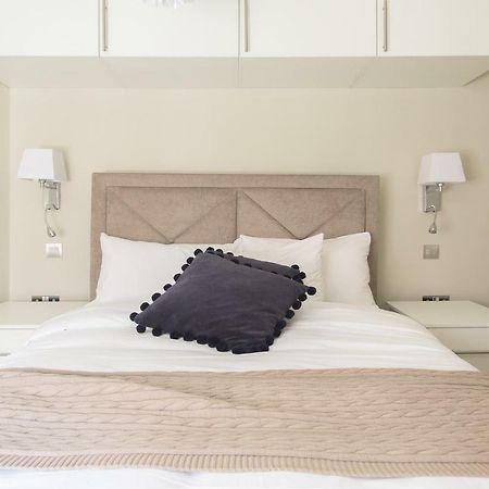 Appartamento The Soho Loft - Elegant & Modern 1Bdr Londra Esterno foto